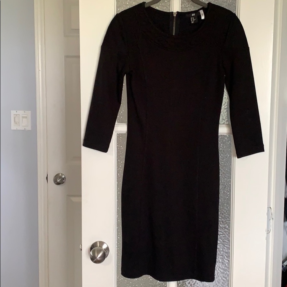 Fitted black dress